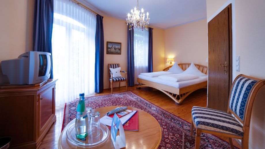 באד אייבלינג Hotel Johannisbad מראה חיצוני תמונה
